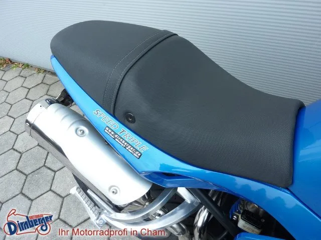 Triumph Speed Triple 1050 aus Frauenhand TOP Zustand