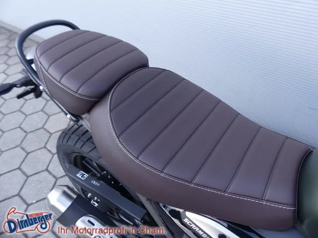 Triumph Scrambler 400 X