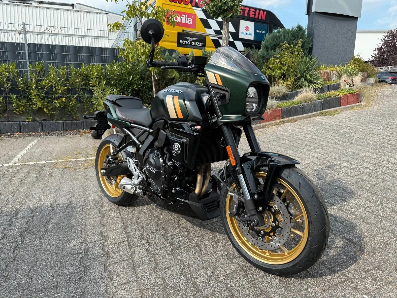 Suzuki GSX-8TT