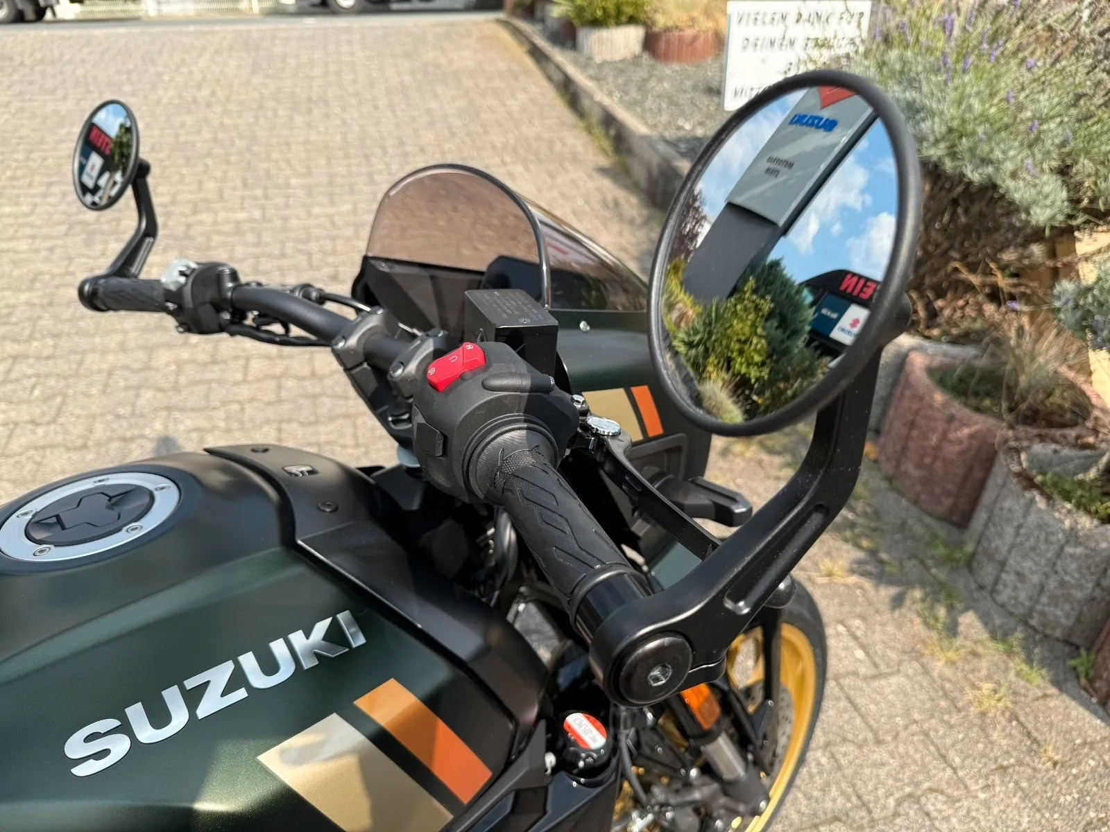Suzuki GSX-8TT