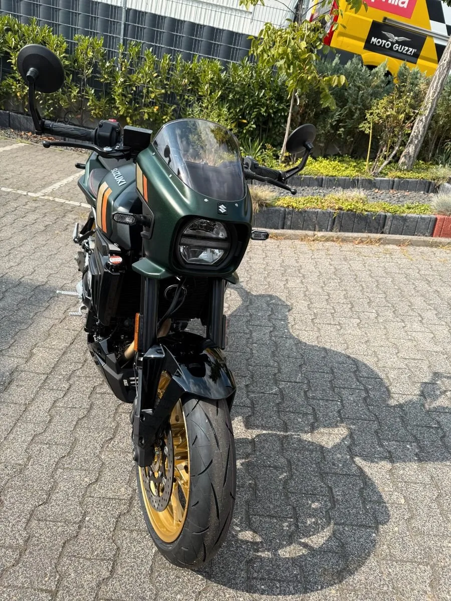 Suzuki GSX-8TT