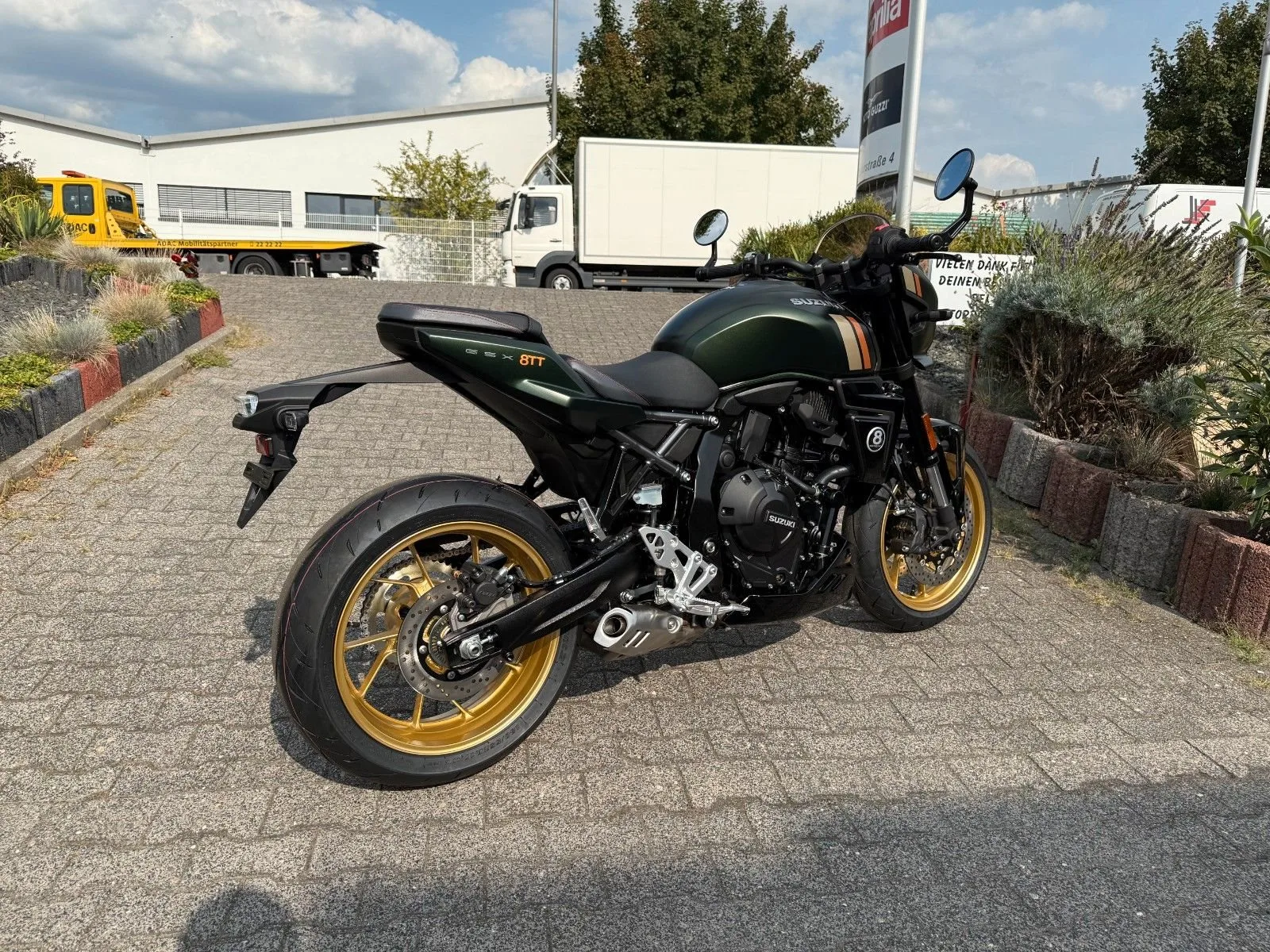 Suzuki GSX-8TT