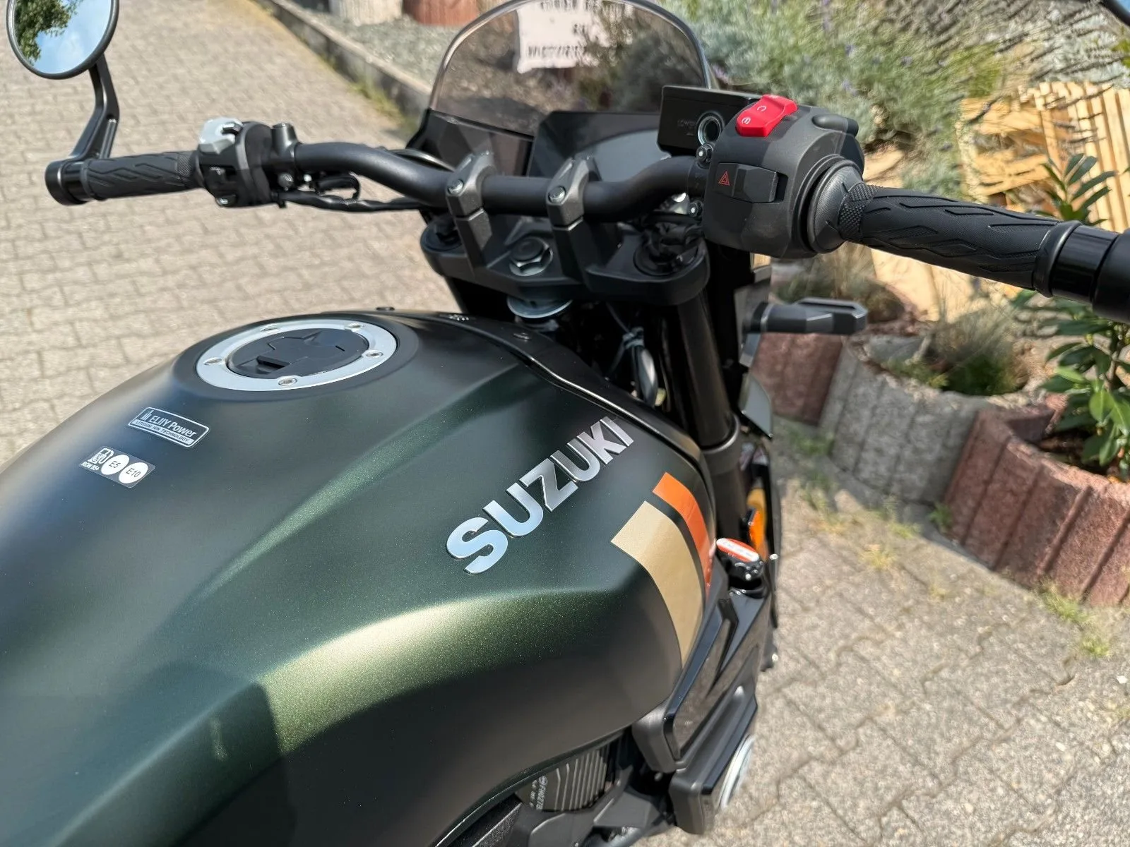 Suzuki GSX-8TT