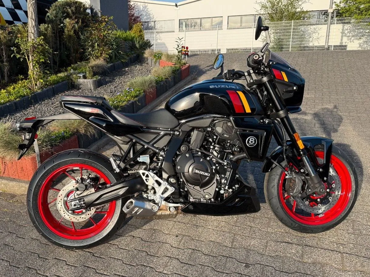 Suzuki GSX-8TT
