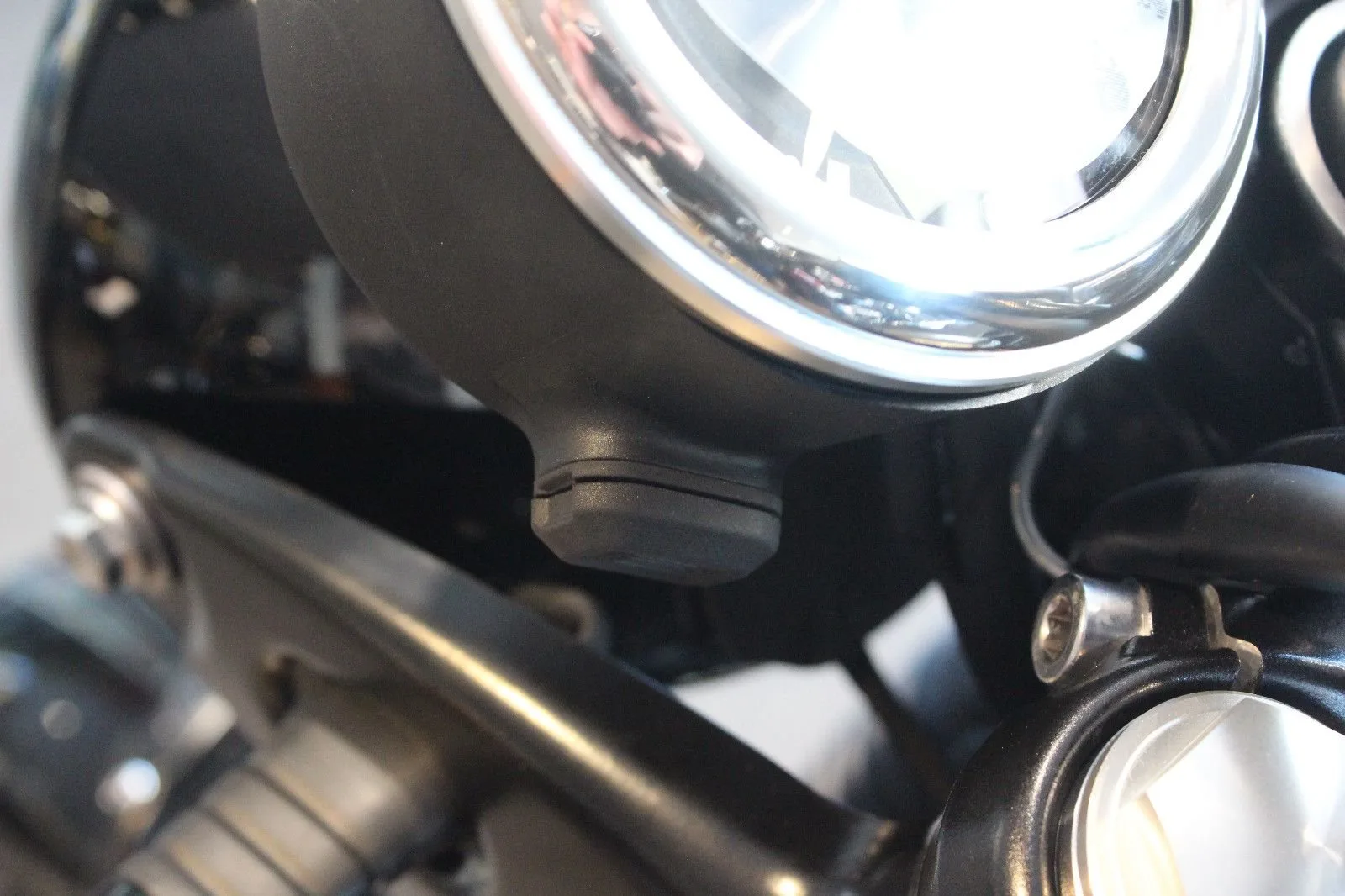 Triumph Bonneville T120 Black