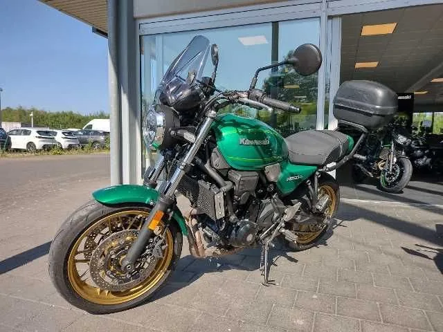 Kawasaki Z650 RS