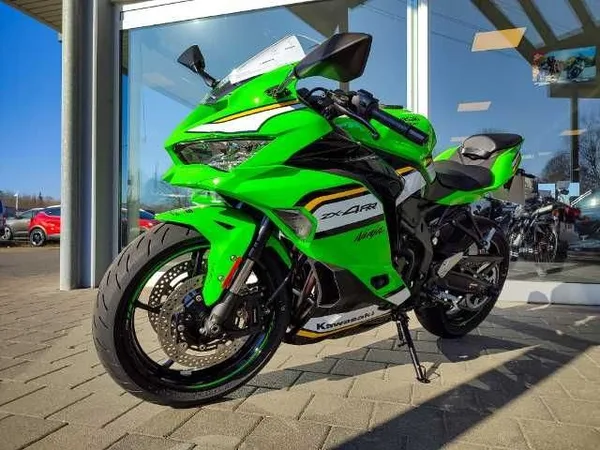 Kawasaki Ninja ZX-4RR