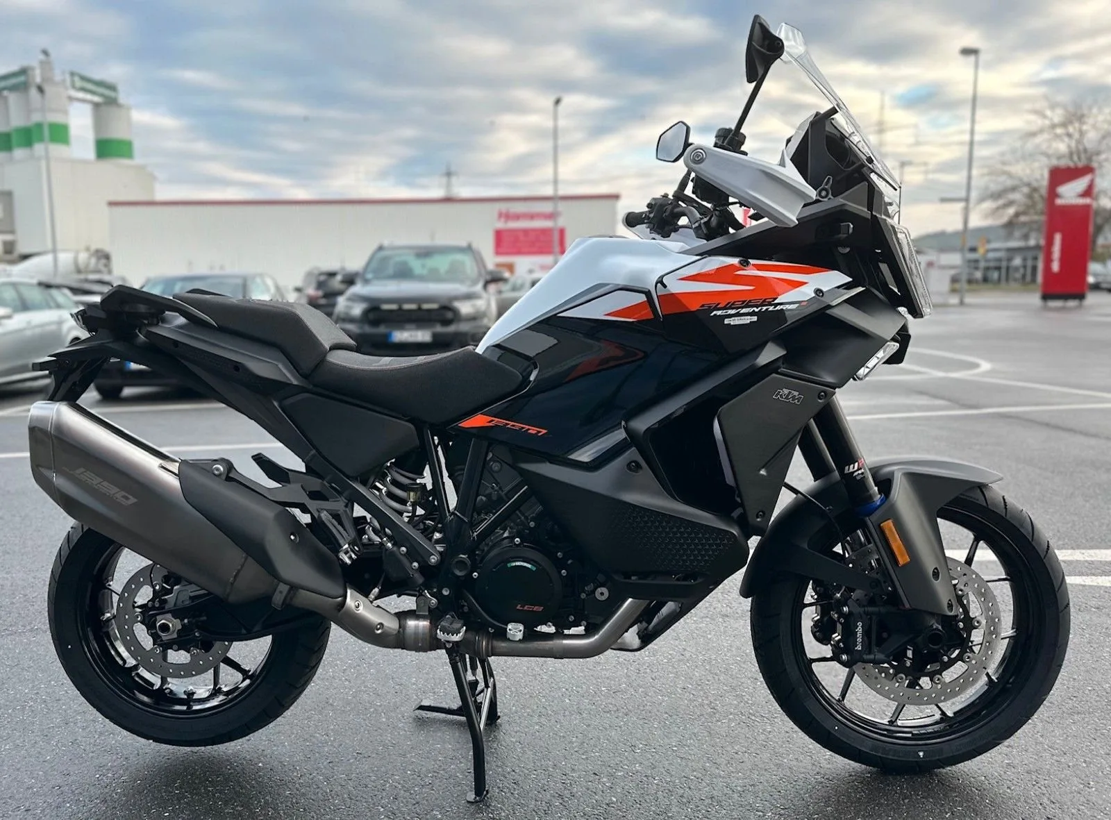 KTM 1390 Super Adventure S EVO