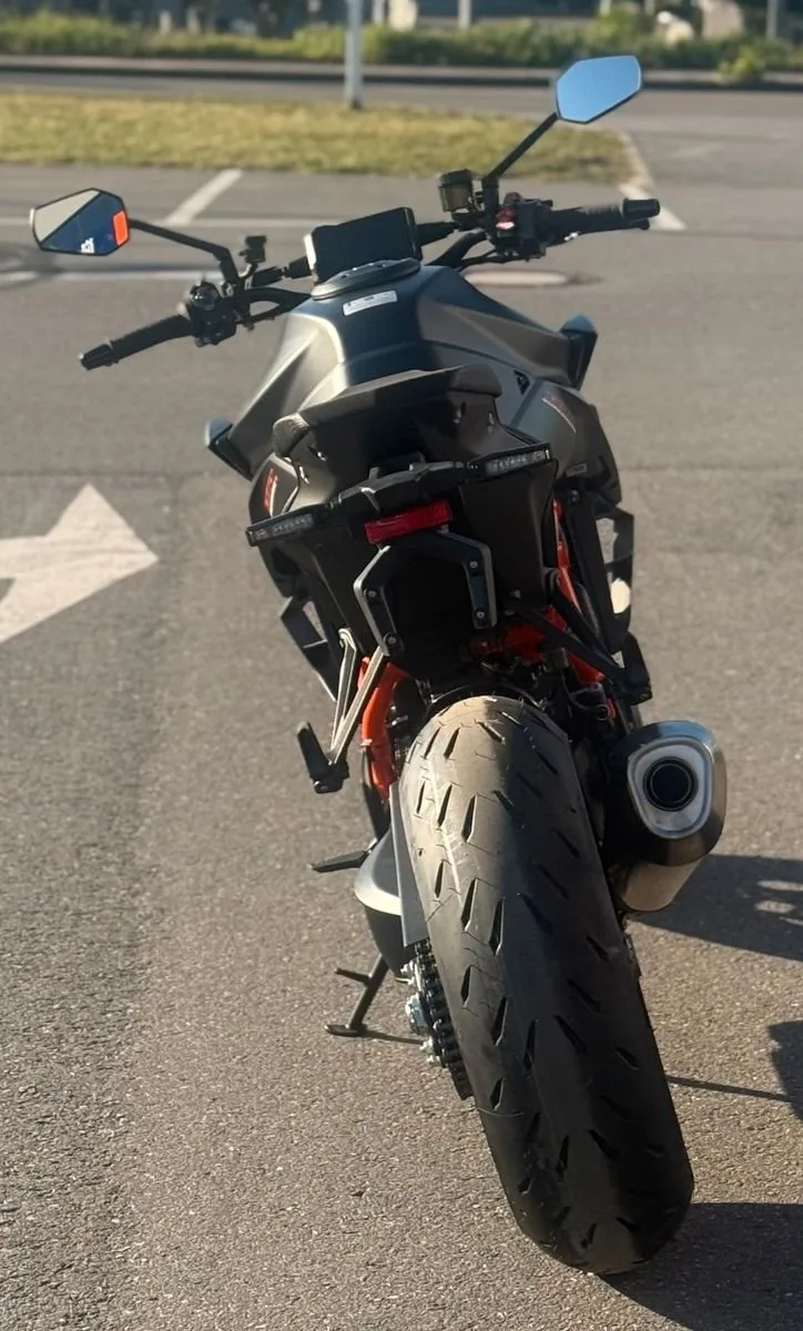 KTM 1390 Super Duke R