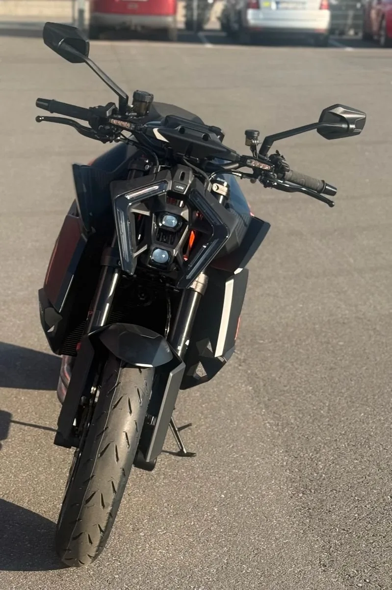 KTM 1390 Super Duke R
