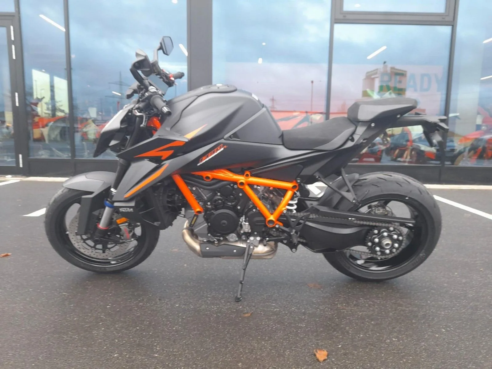 KTM 1390 Super Duke R EVO