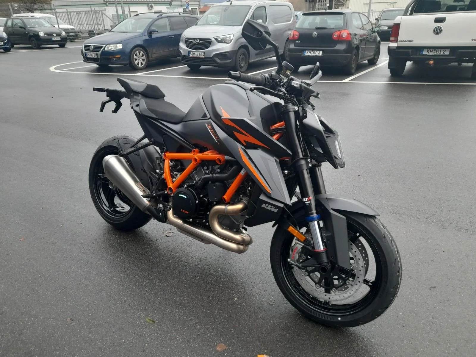 KTM 1390 Super Duke R EVO