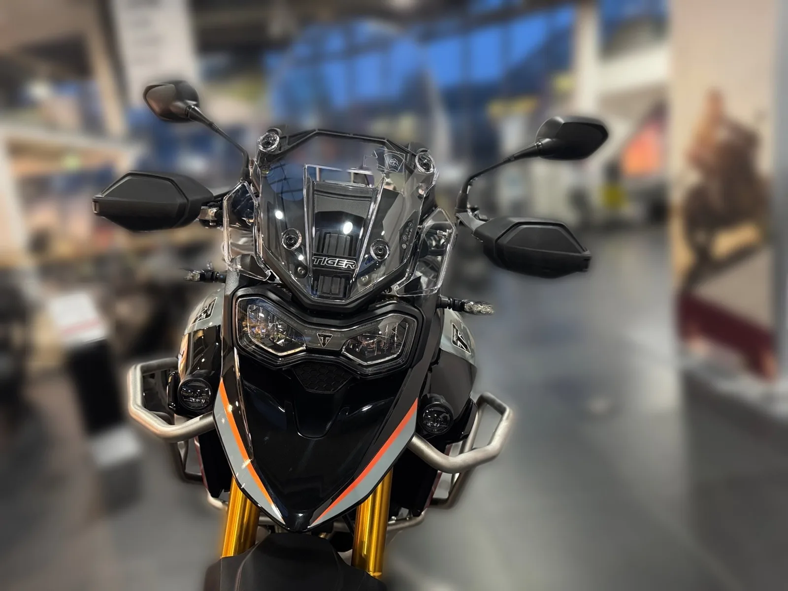 Triumph Tiger 900 Desert Edition CF8 MY26