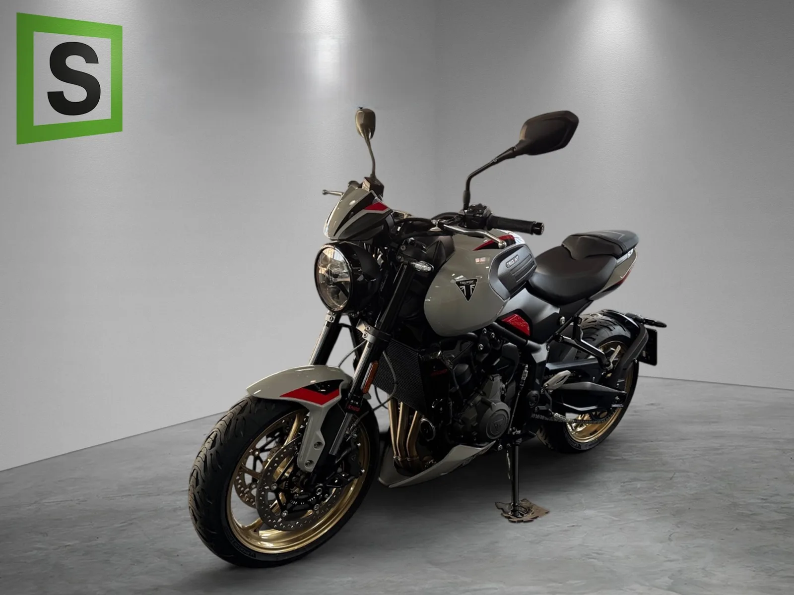 Triumph Trident 800