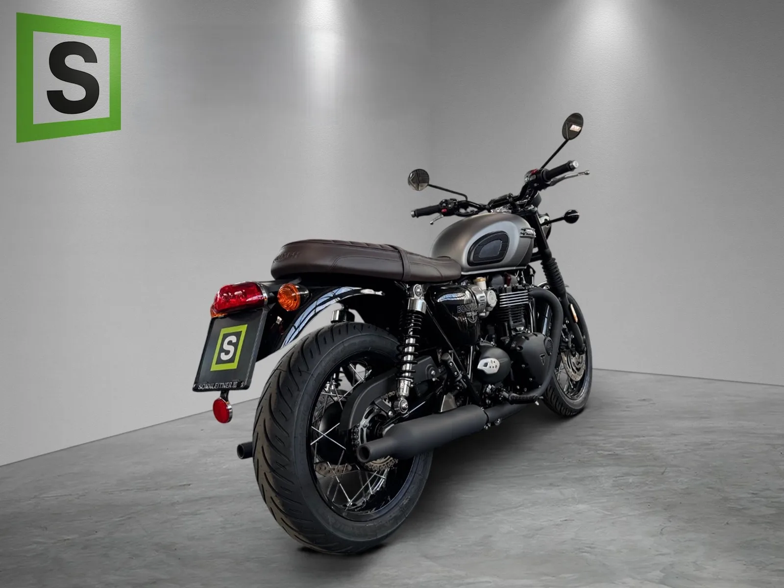 Triumph Bonneville T120 Black