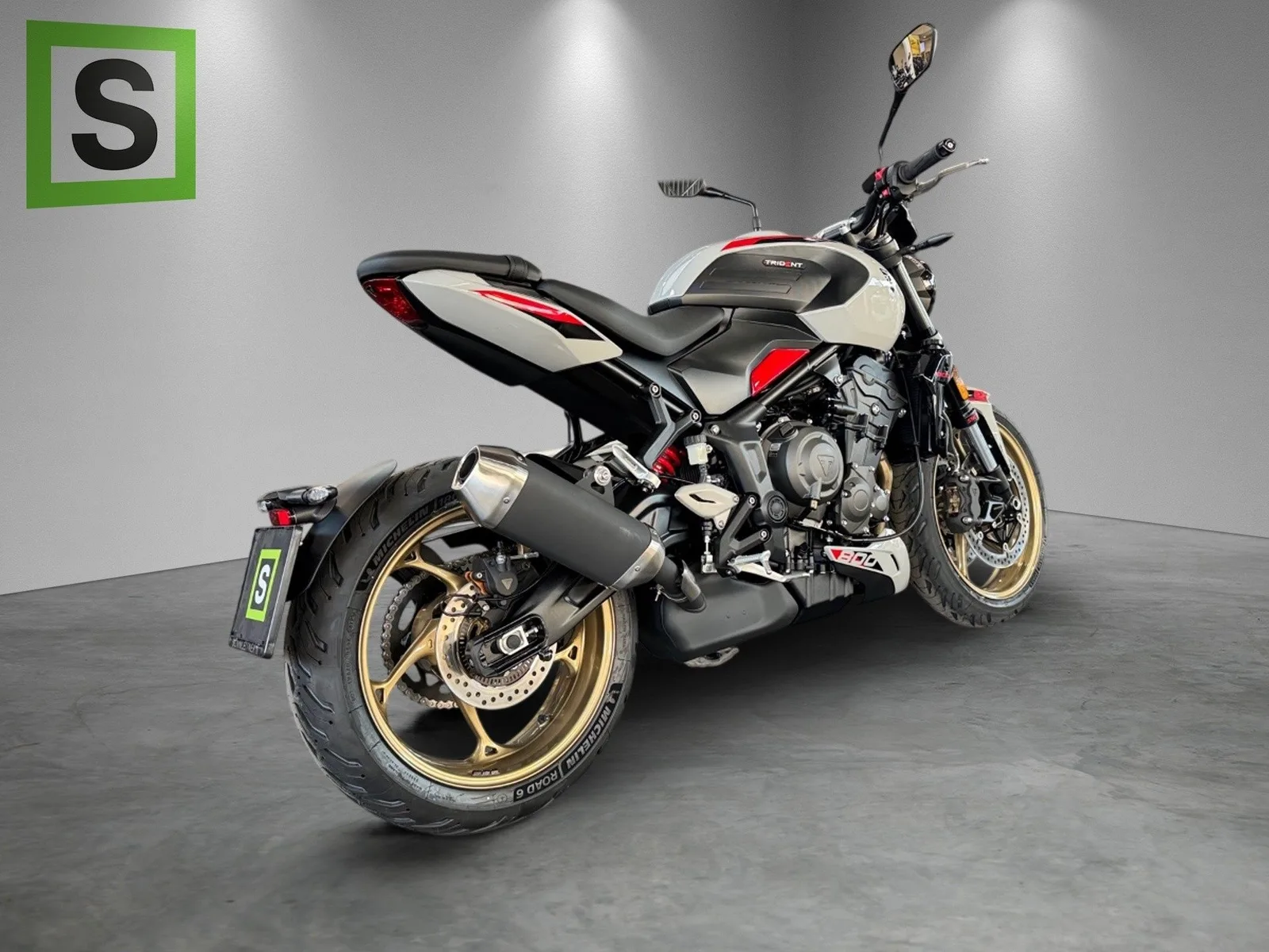 Triumph Trident 800