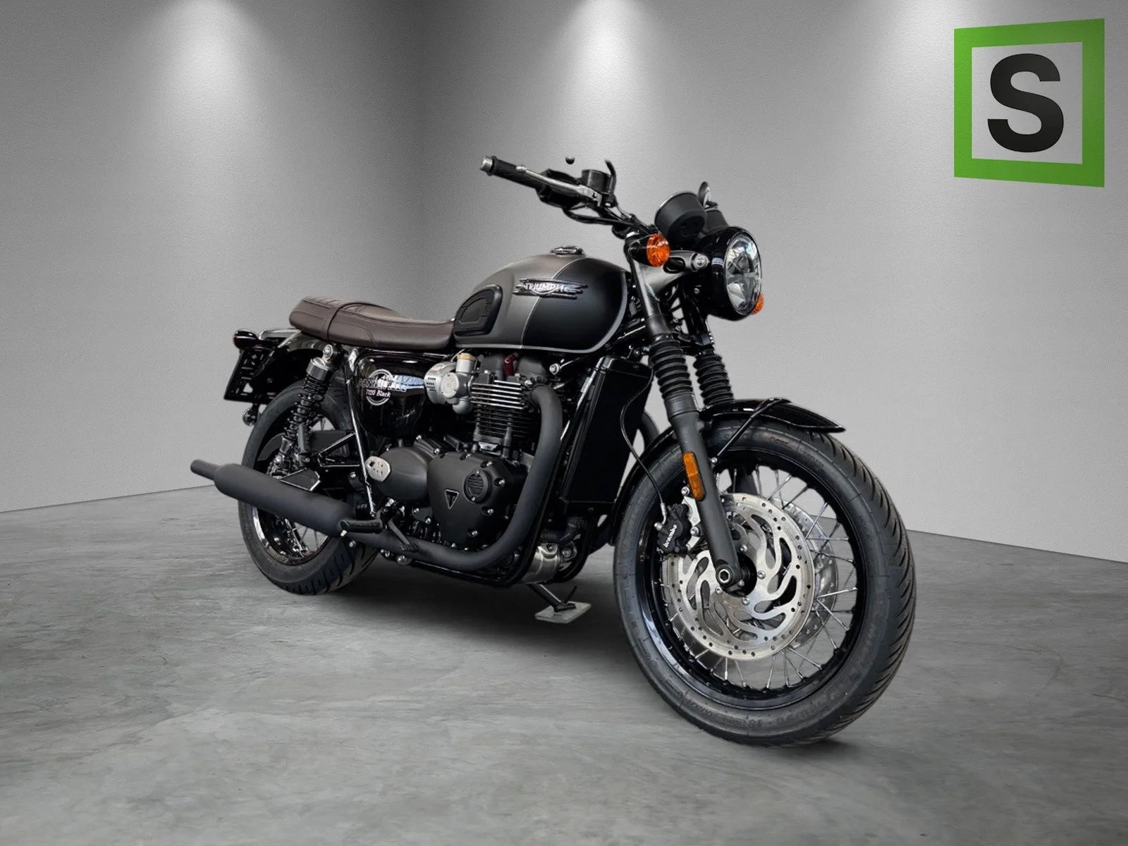 Triumph Bonneville T120 Black