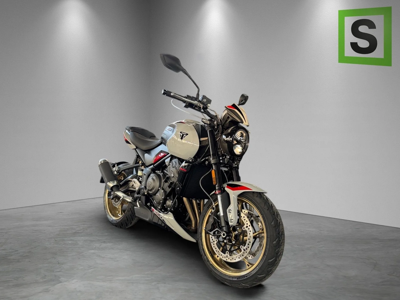 Triumph Trident 800