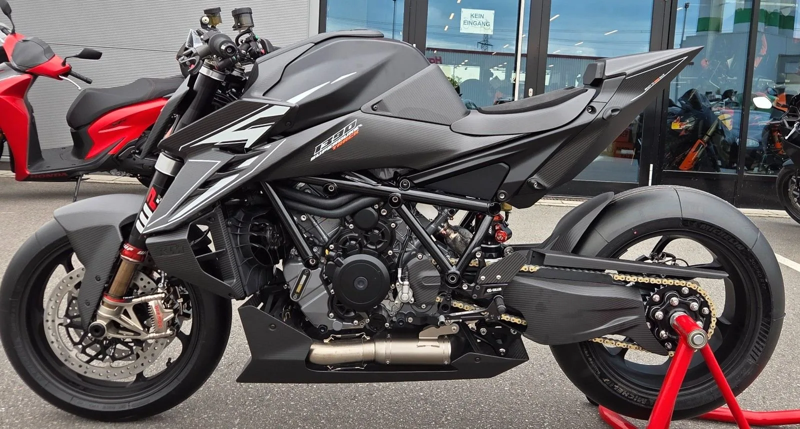 KTM 1390 SUPER DUKE RR TRACK