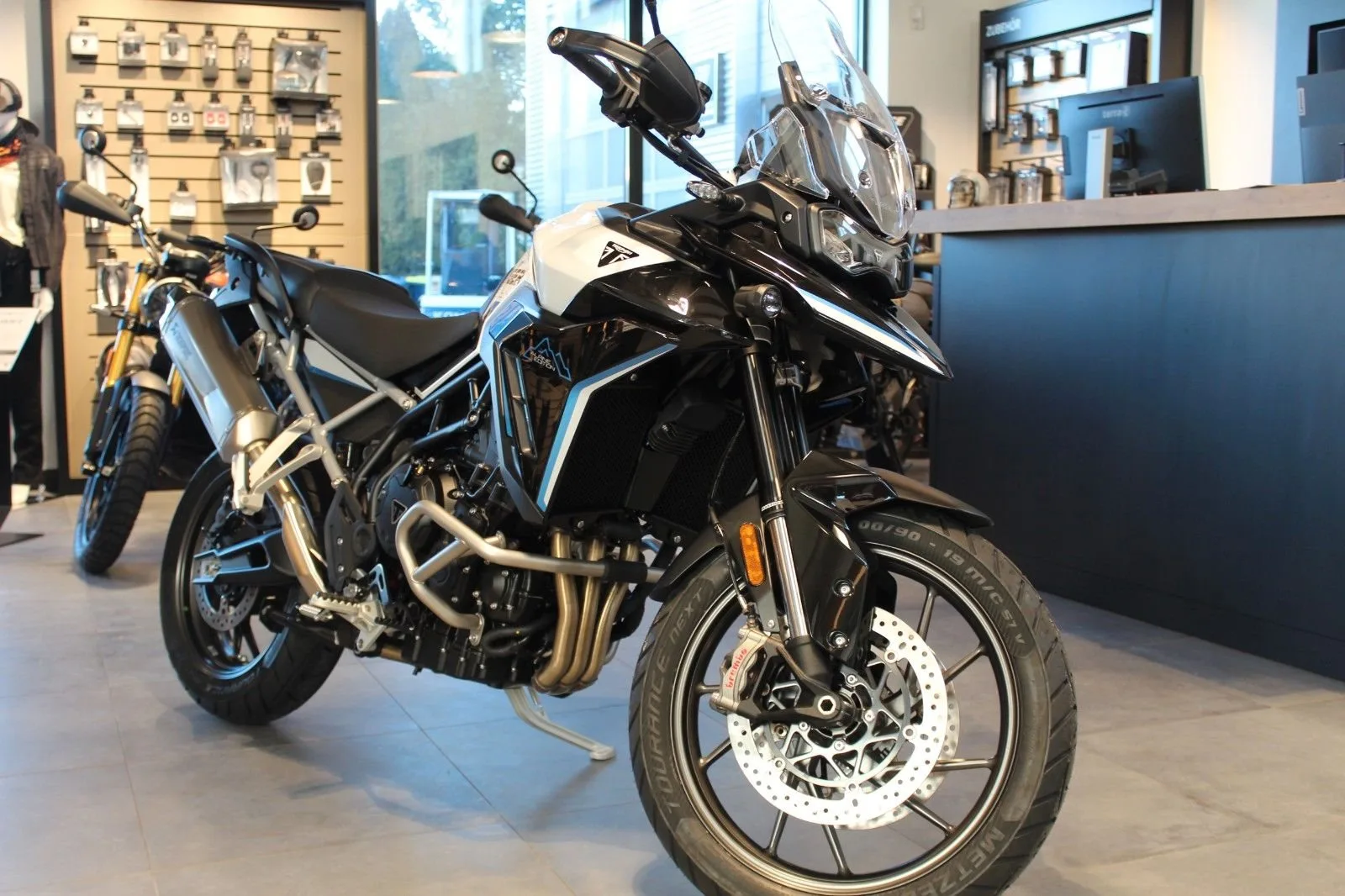 Triumph Tiger 900 Alpine Edition