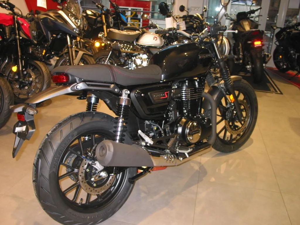 Honda GB350S sofort verfügbar