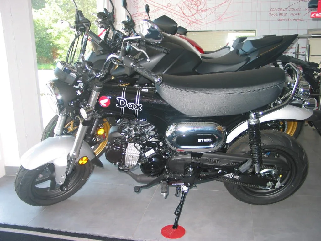 Honda Dax 125 ST125 ABS