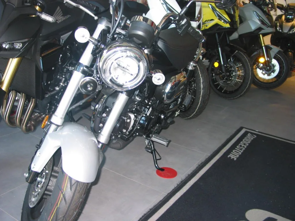 Honda Dax 125 ST125 ABS