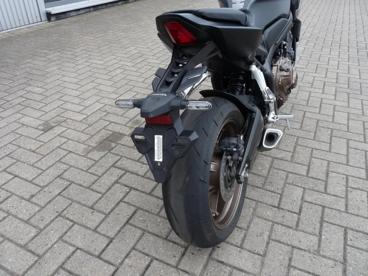 Honda CB650R ABS
