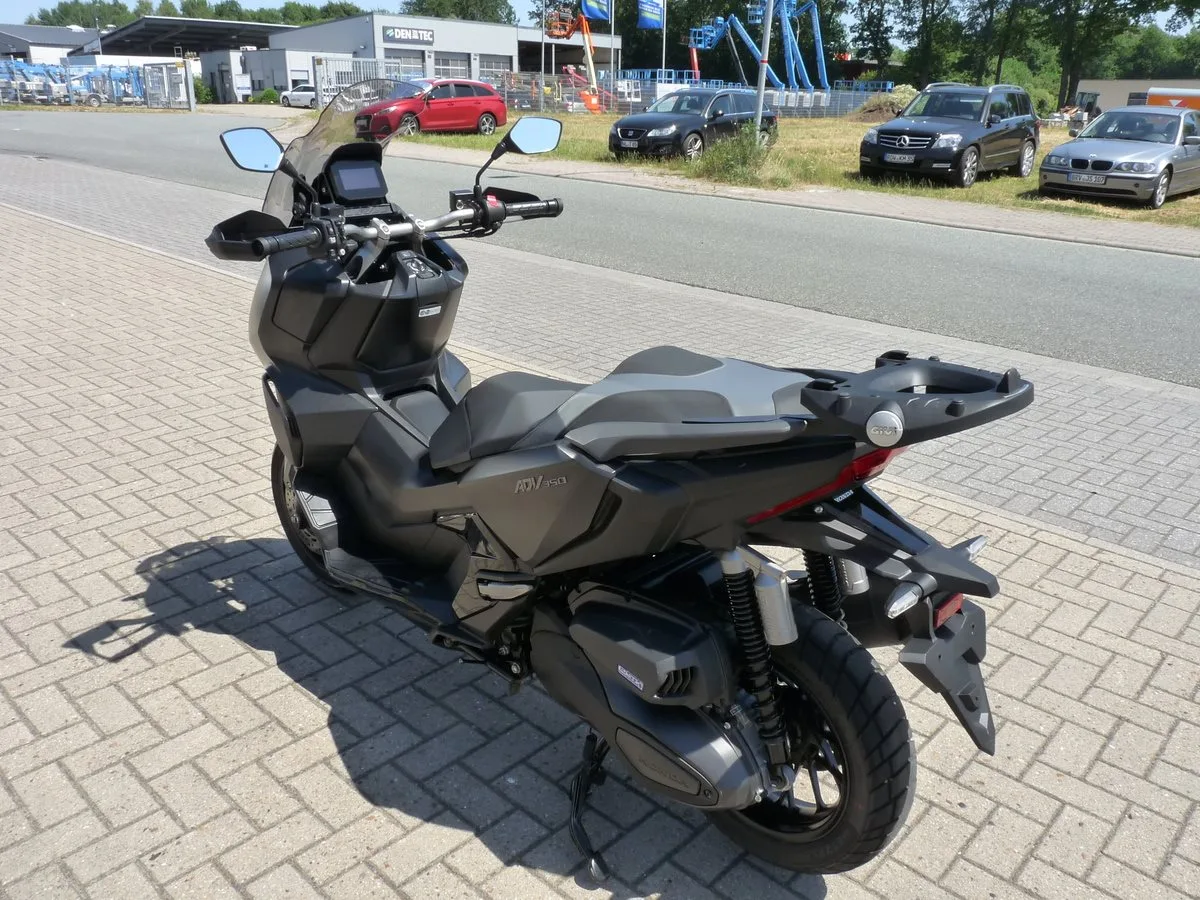 Honda ADV350