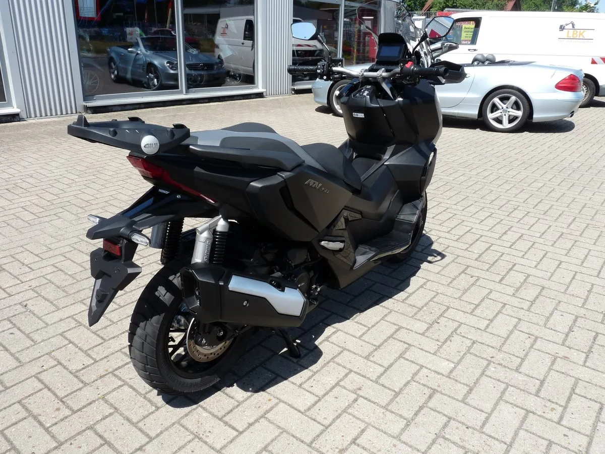 Honda ADV350