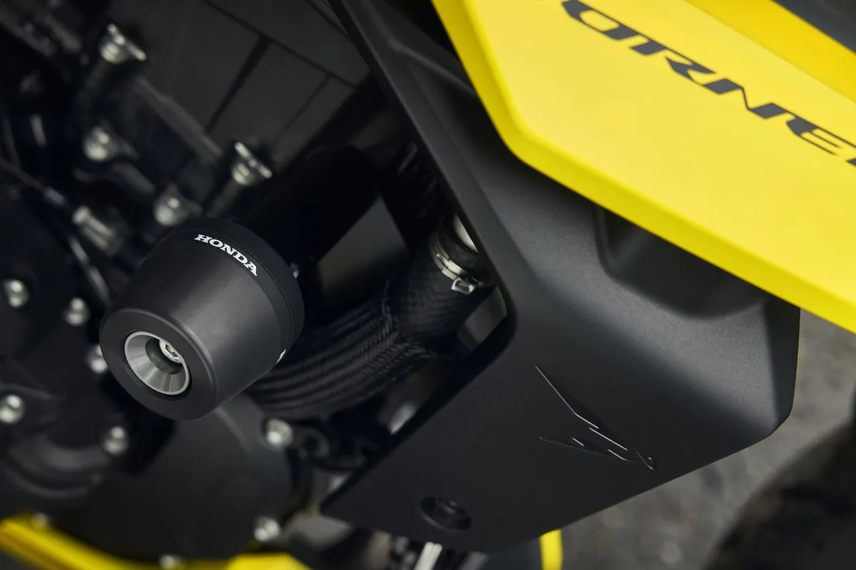 Honda CB750 Hornet E-Clutch