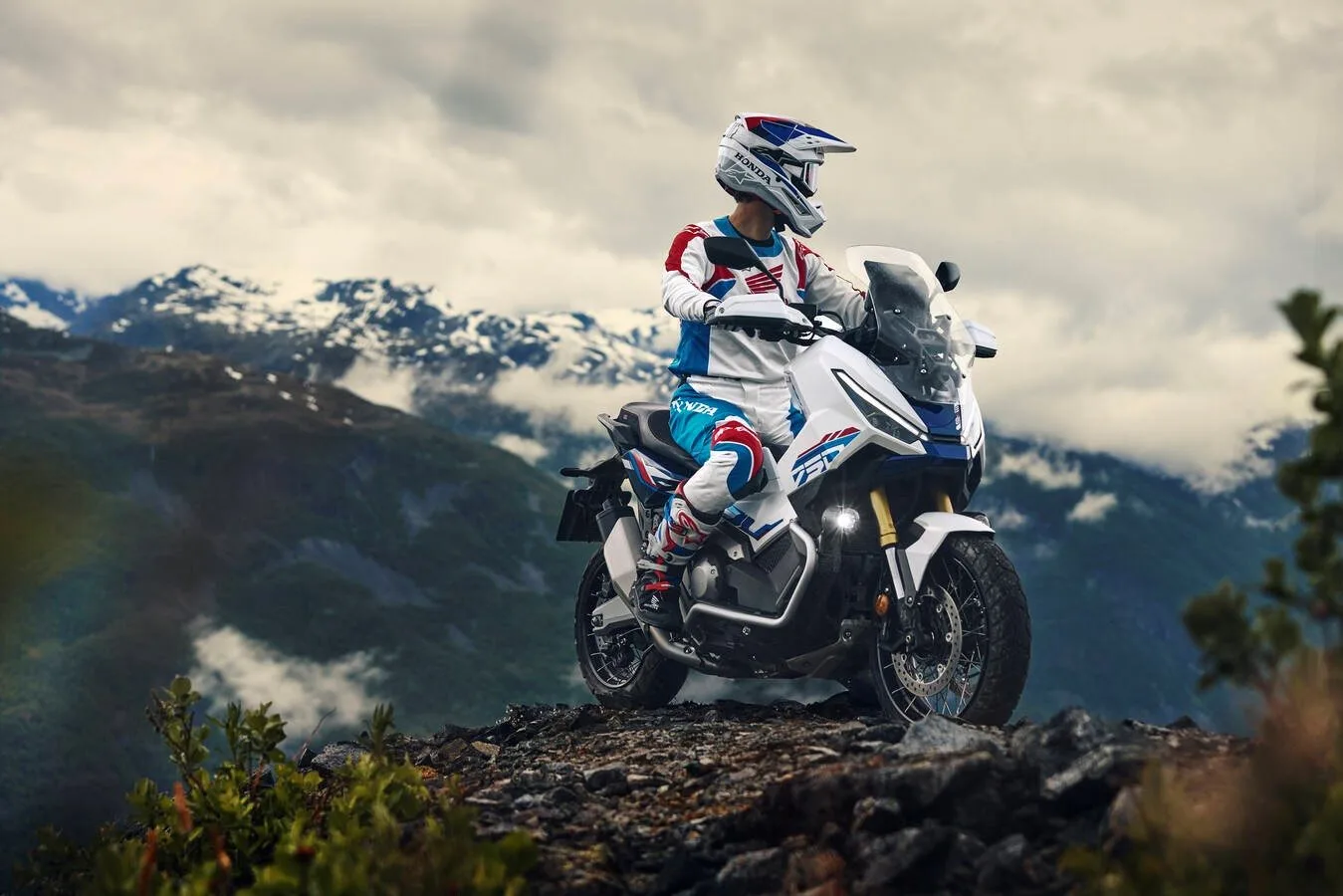 Honda X-ADV Matt Pearl Glare White