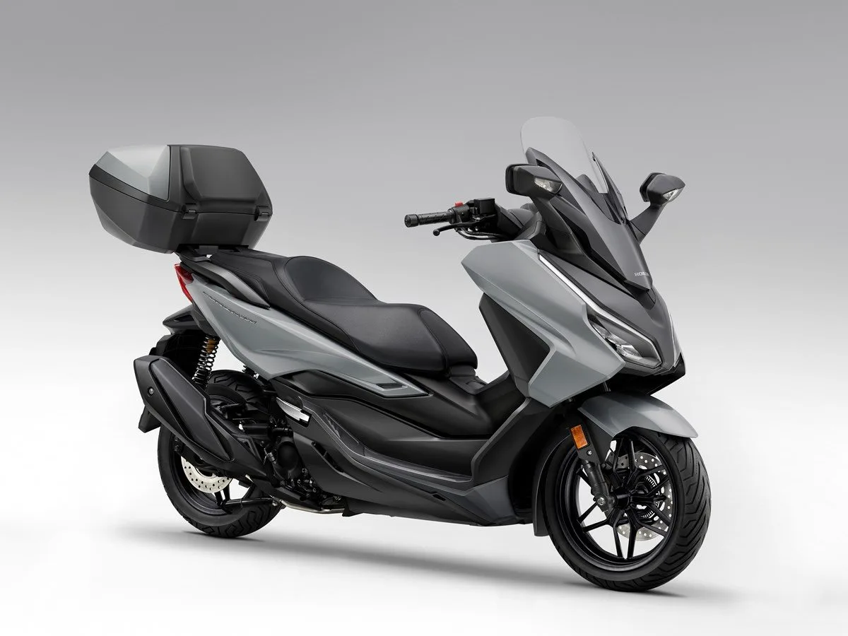 Honda Forza 350 Pearl Falcon Gray