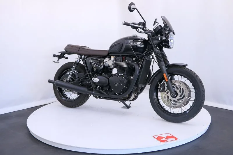 Triumph Bonneville T120 Black