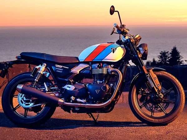 Triumph Speed Twin 900 \*SOFORT VERFÜGBAR\*