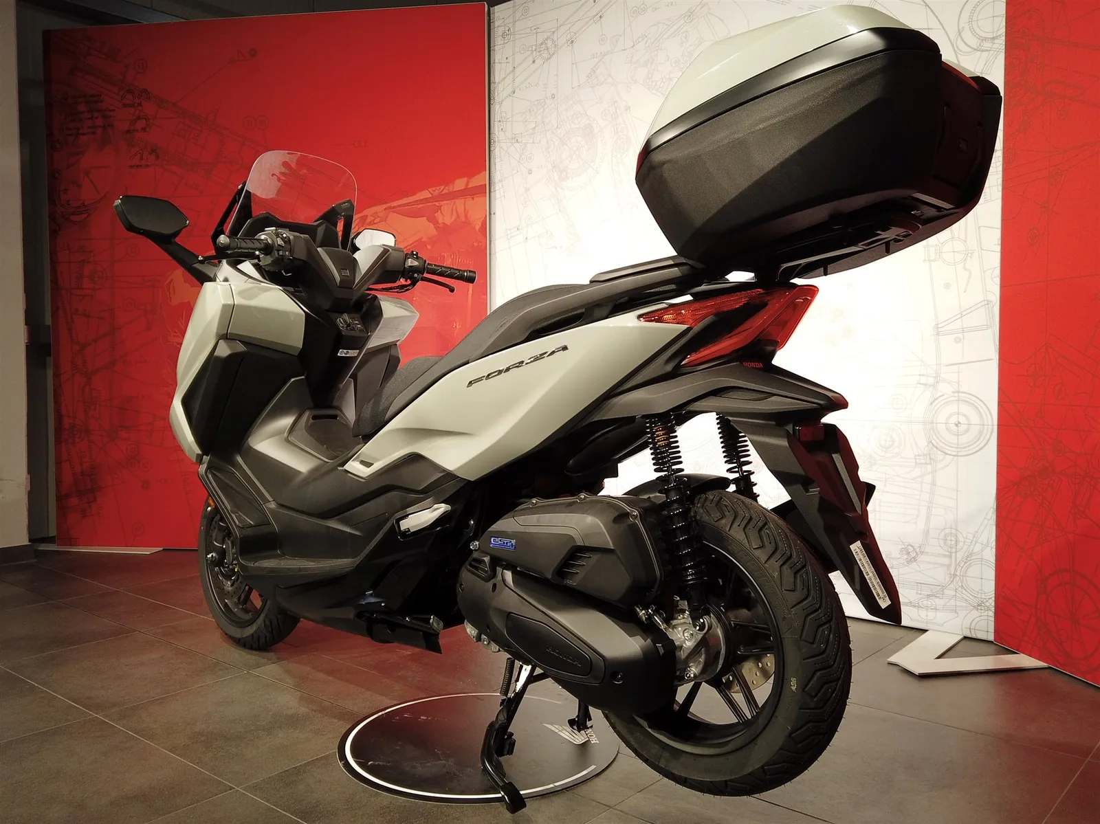 Honda Forza 350