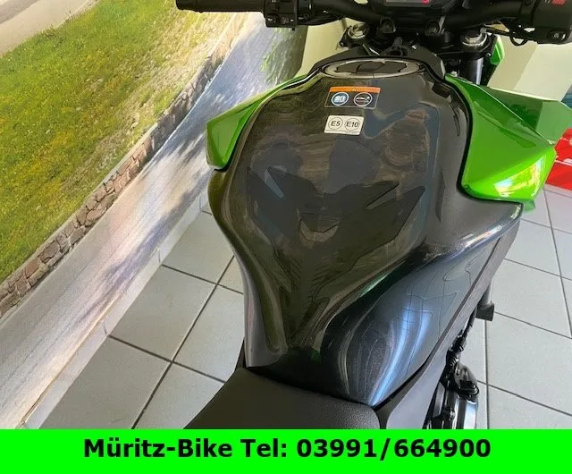 Kawasaki Z650 S Vorführmotorrad Sport Pack