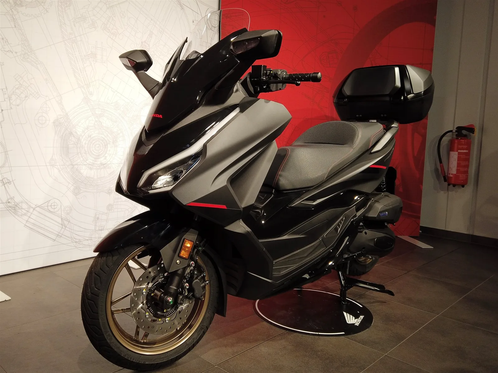 Honda Forza 125