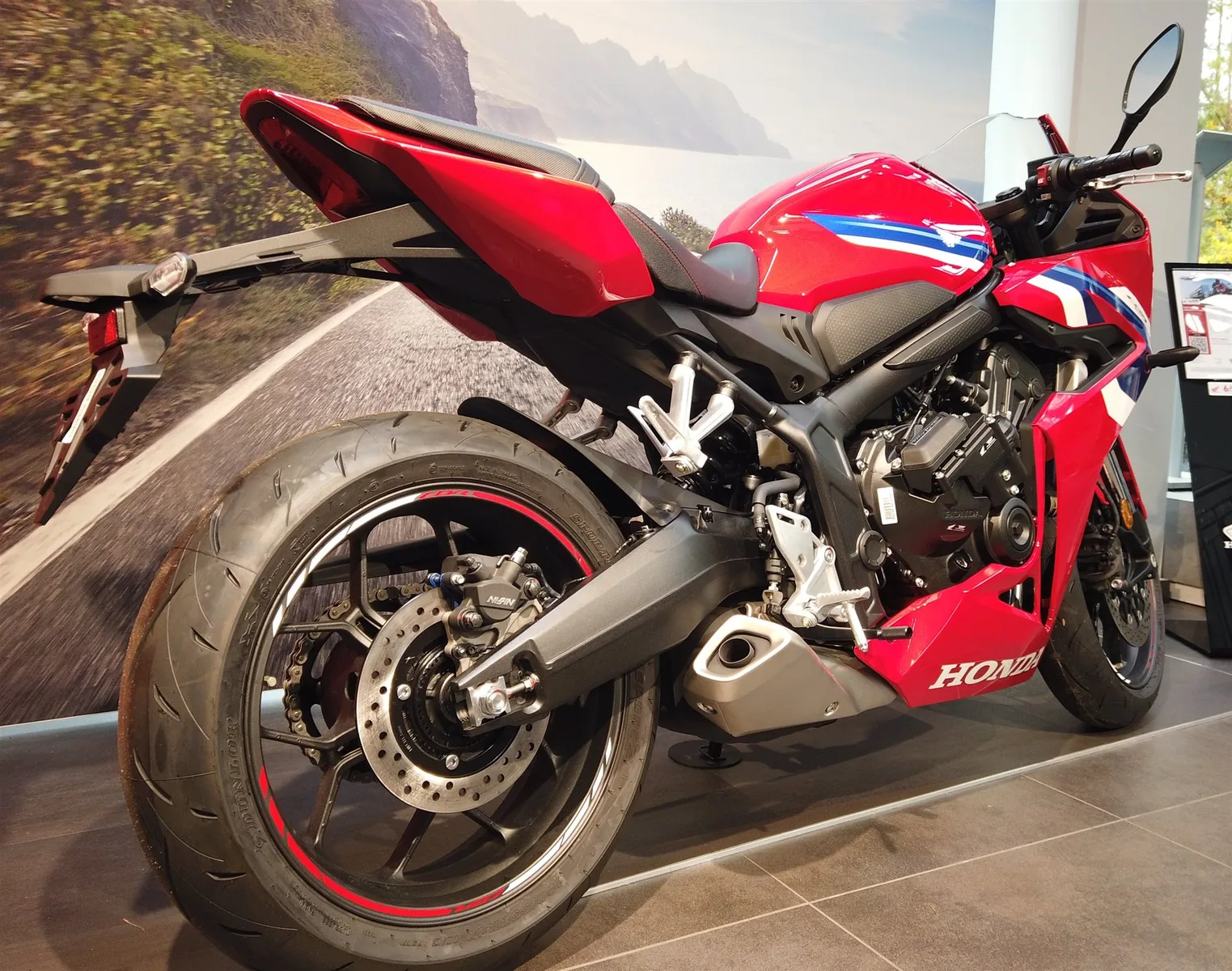 Honda CBR650R