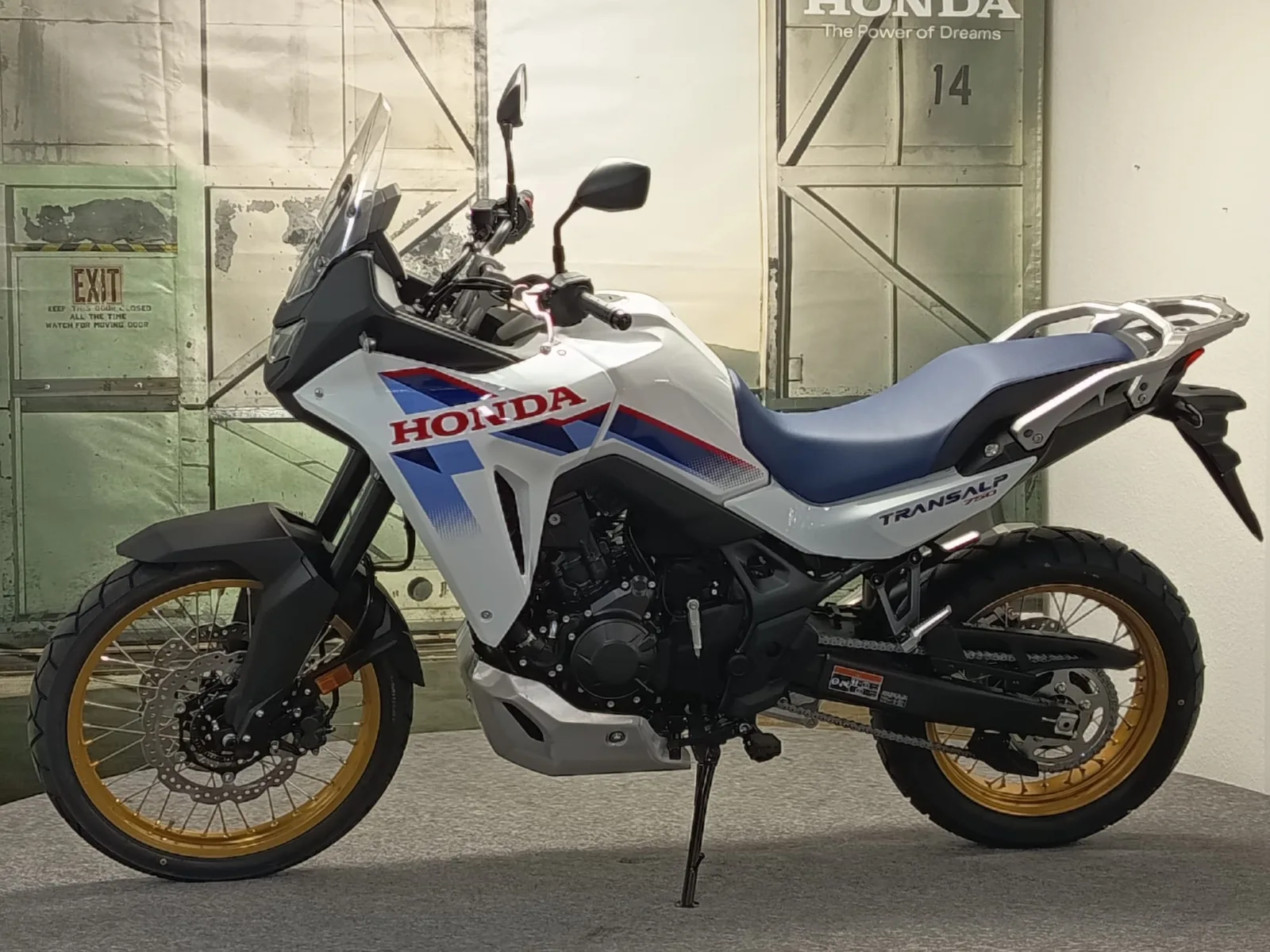 Honda XL750 Transalp E-Clutch Tricolor