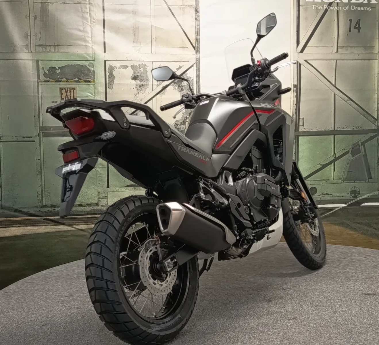 Honda XL750 Transalp E-Clutch