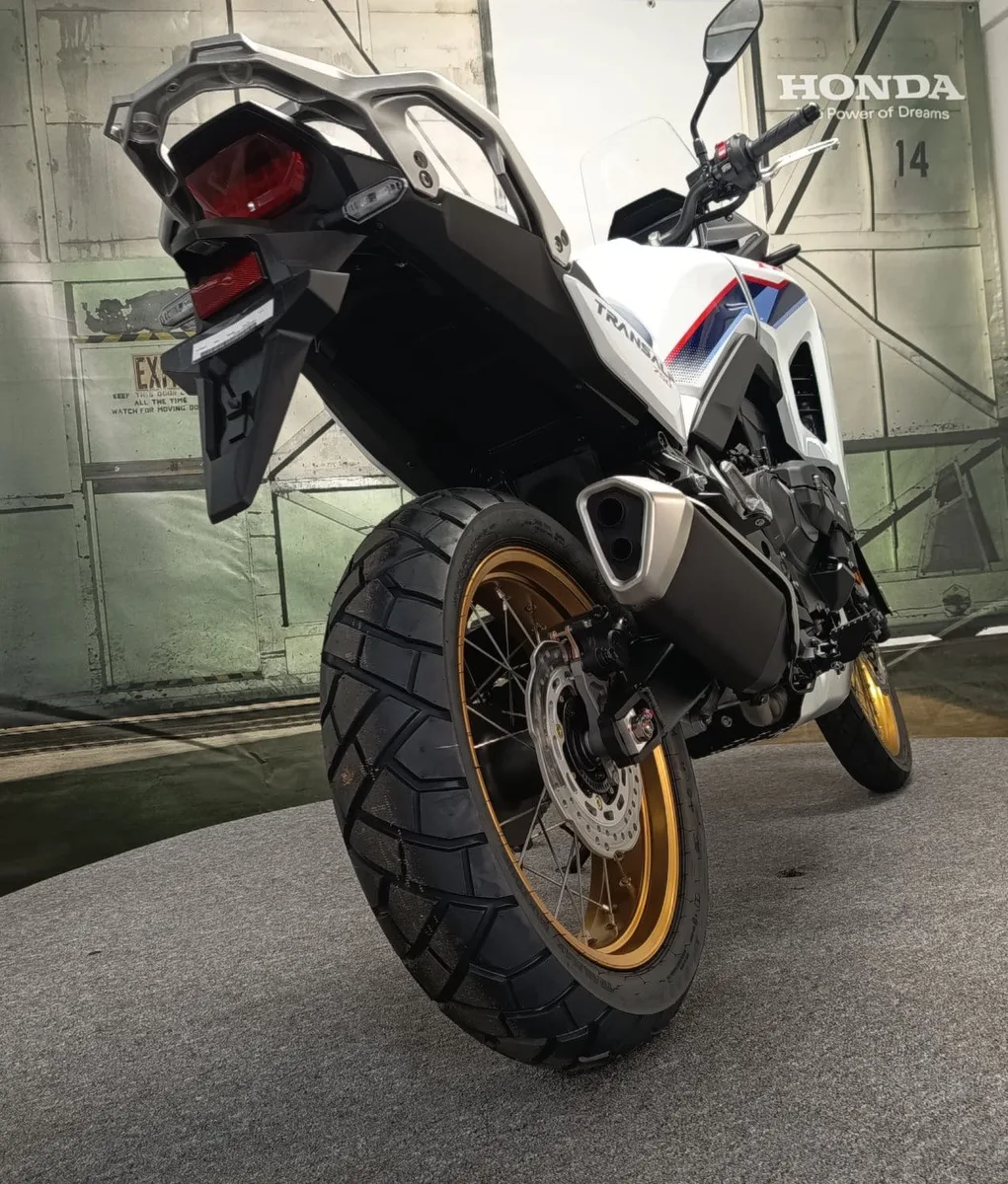 Honda XL750 Transalp E-Clutch Tricolor