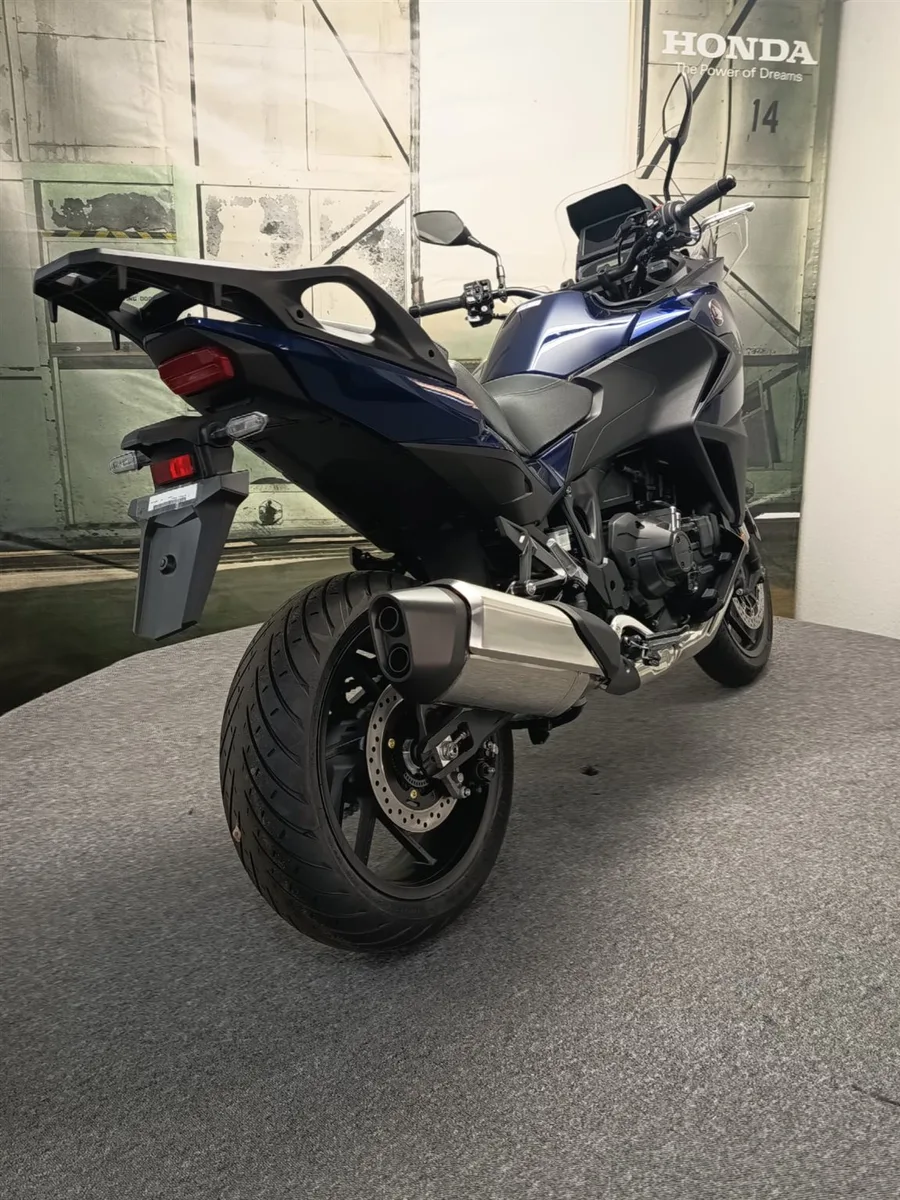Honda NT1100 DCT