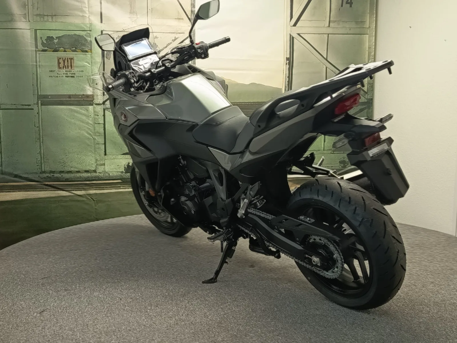 Honda NT1100 DCT Electronic Suspension