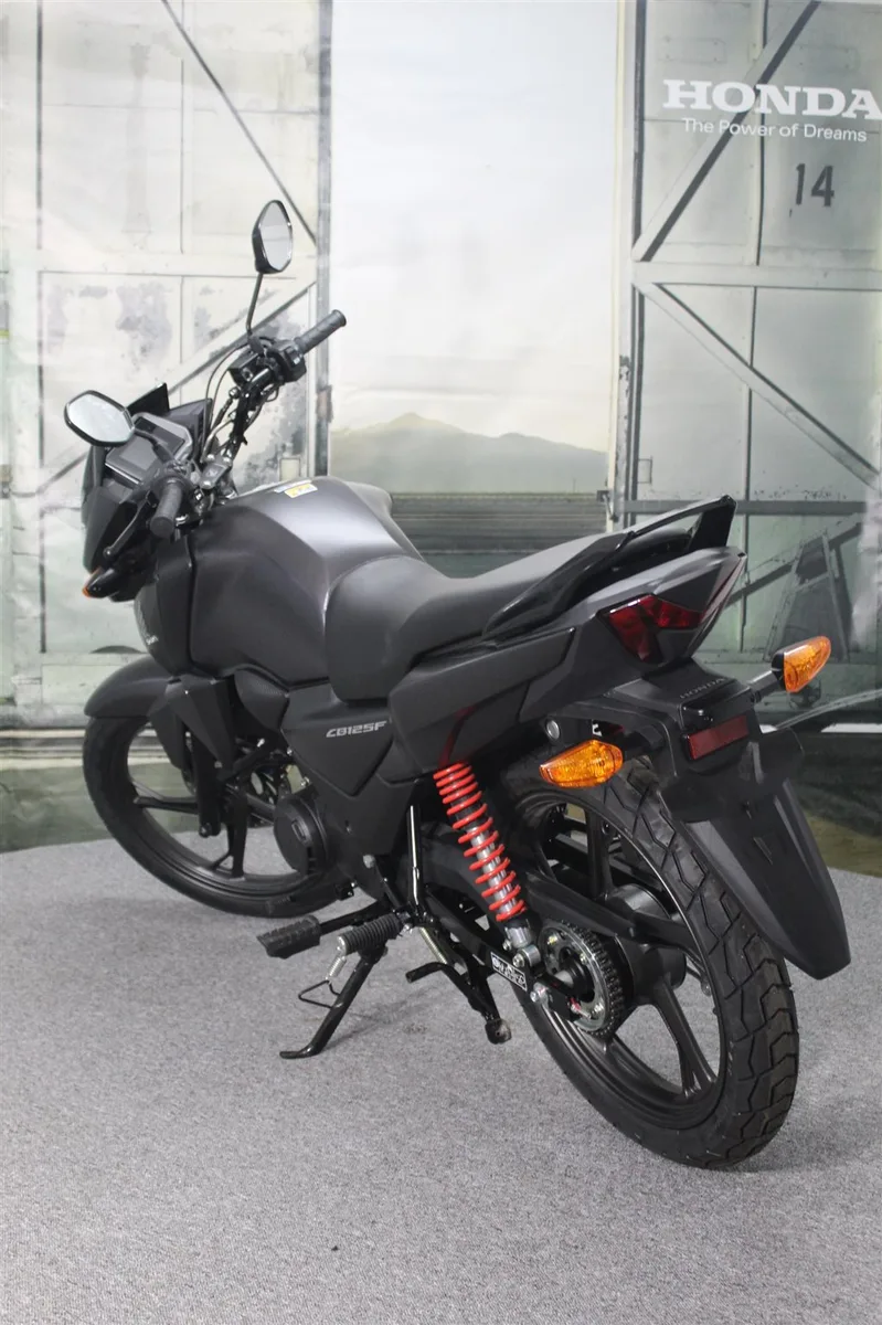 Honda CB125F