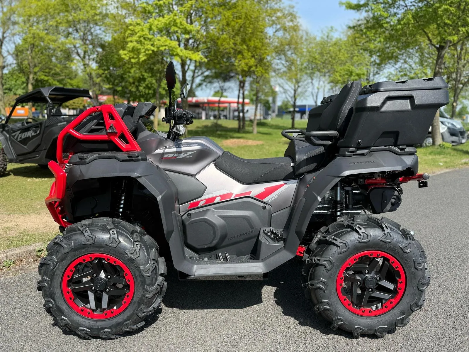 CFMOTO CFORCE 1000 MUD Version