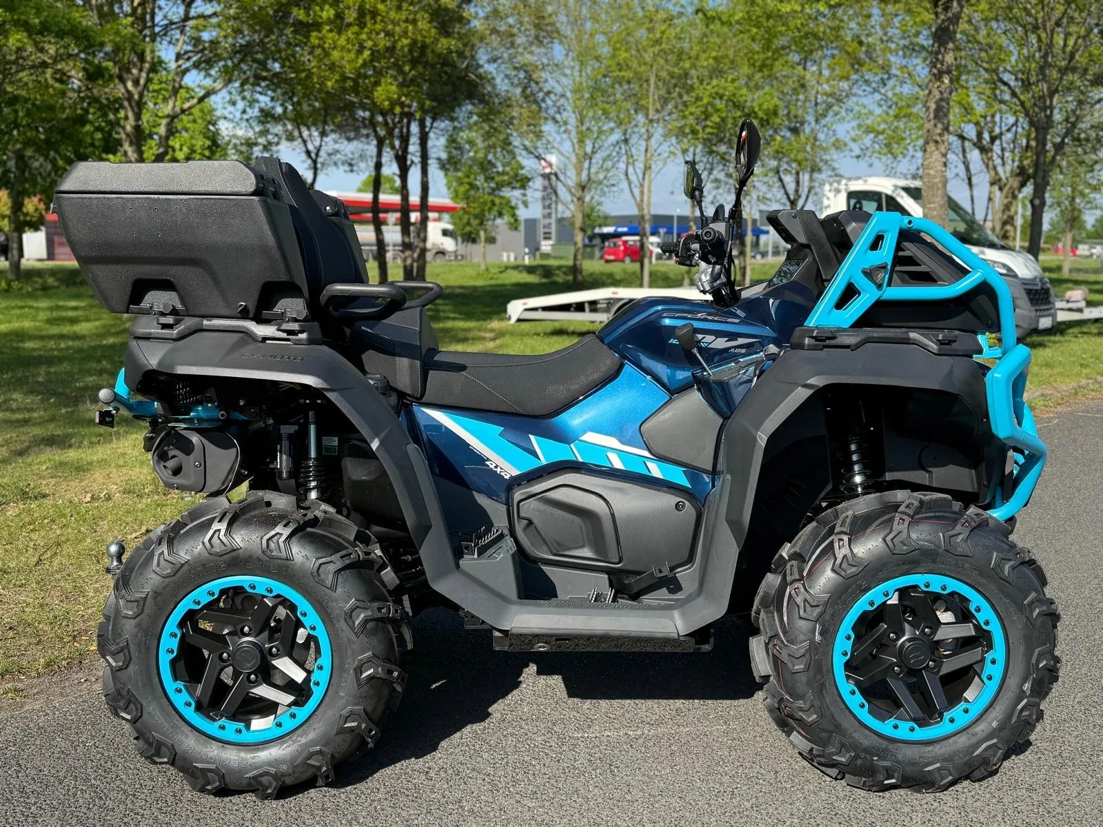 CFMOTO CFORCE 1000 MUD Version