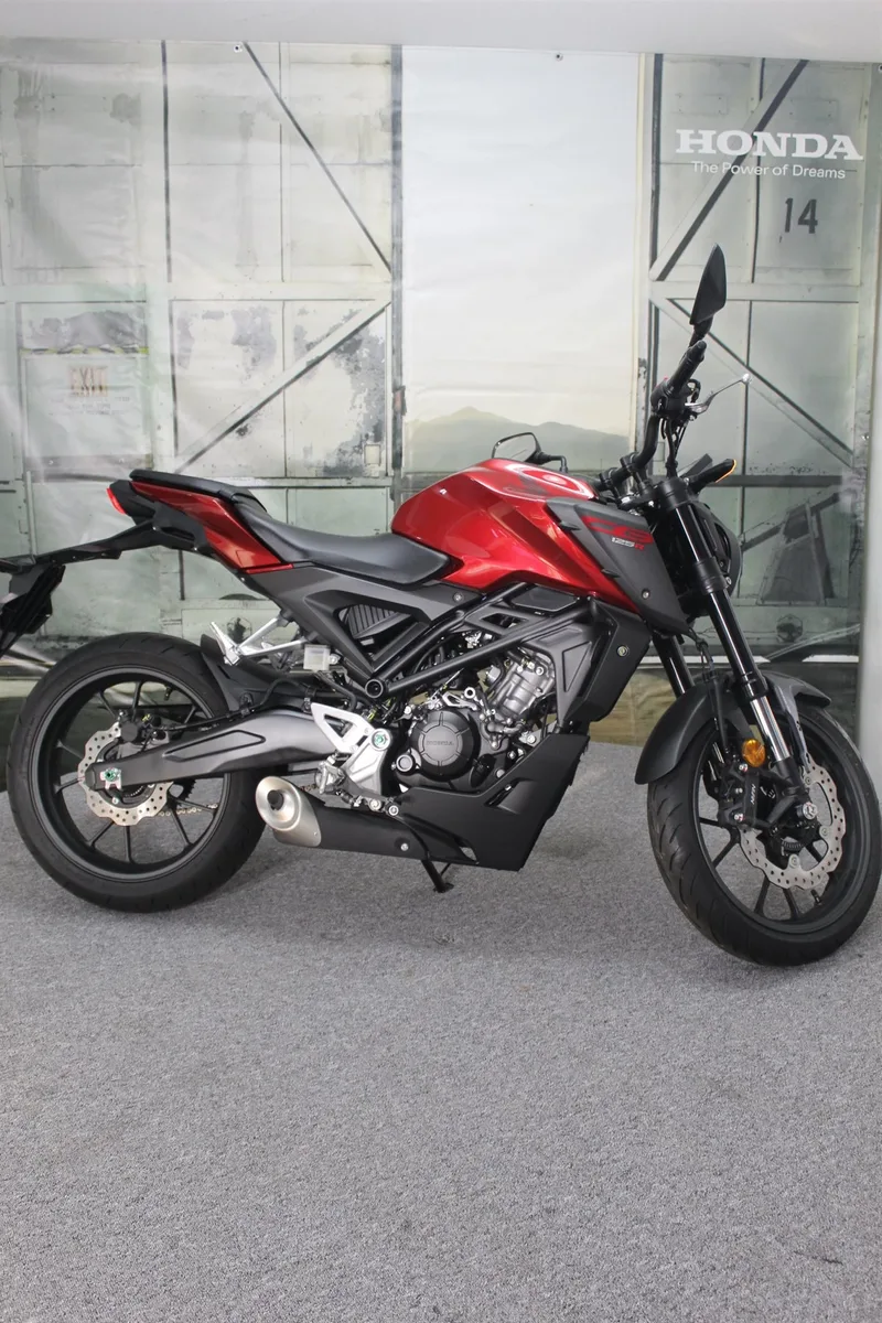Honda CB125R Führerscheinzuschuß verlängert bis Juli