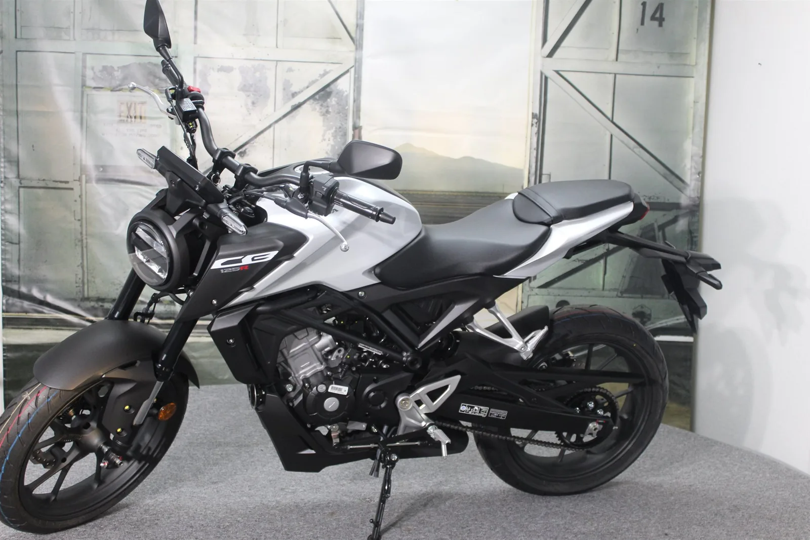 Honda CB125R Führerscheinzuschuß verlängert bis Juli