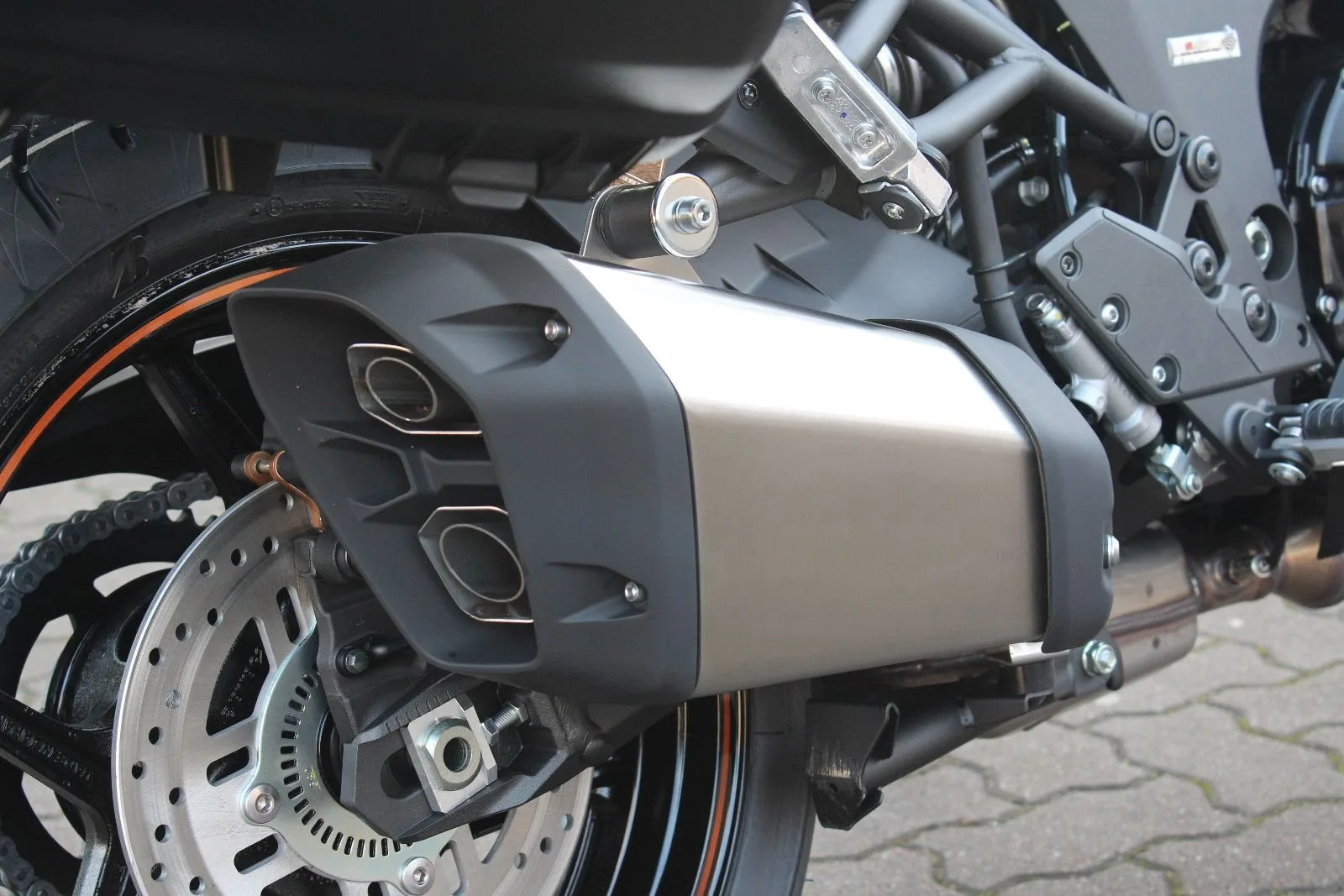 Kawasaki Versys 1100 SE